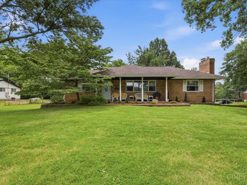 907 Blackburn Drive, Miami Twp, OH 45140 Photo 3