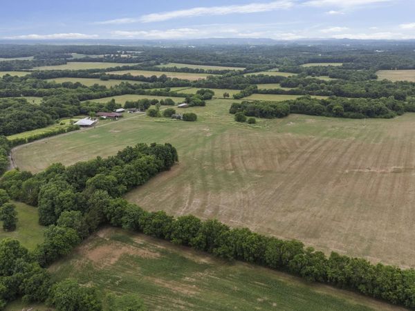 2784 Darnell Rd, Lewisburg, TN 37091