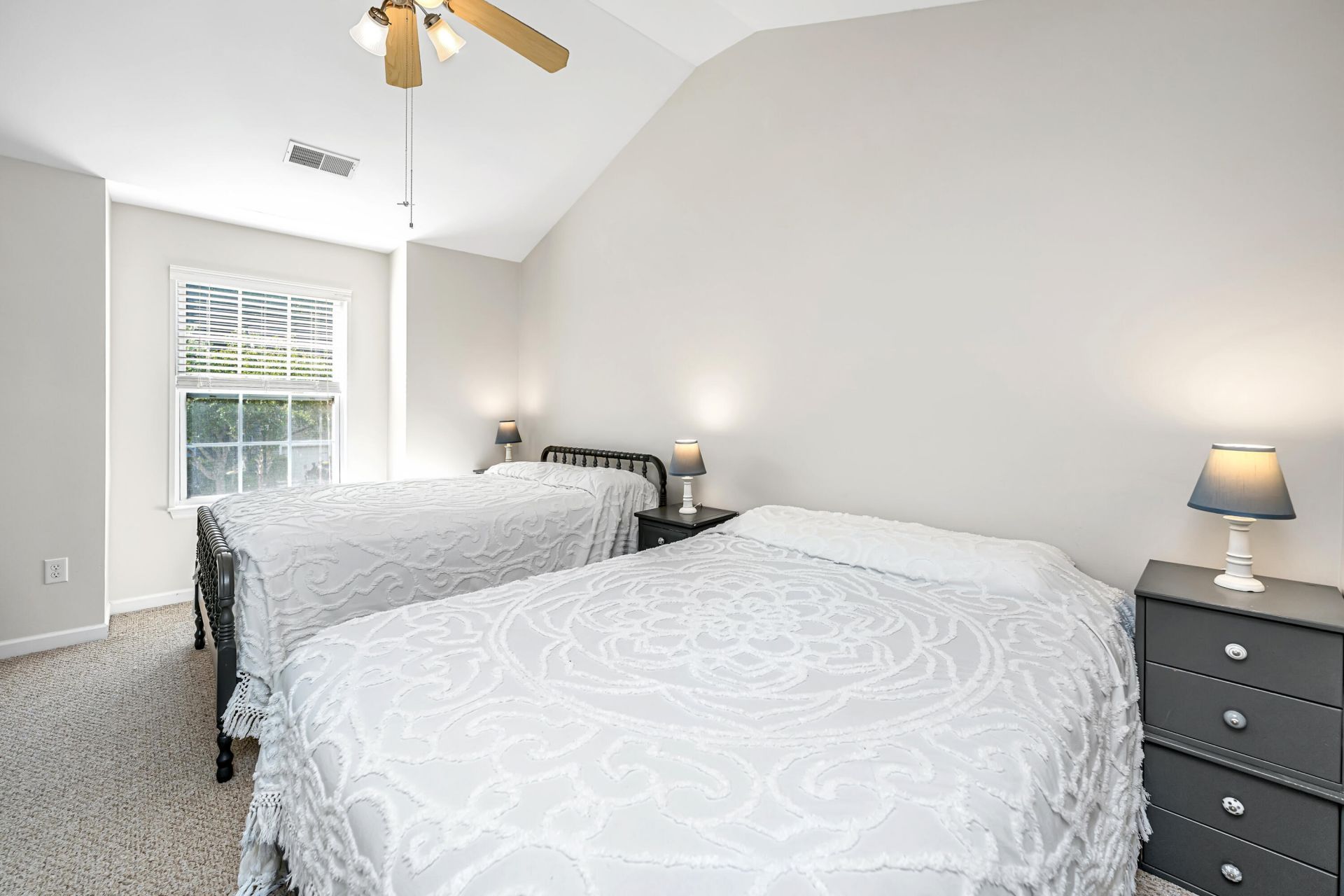 1113 Santa Elena Way Photo 19