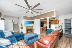 1113 Santa Elena Way photo 4