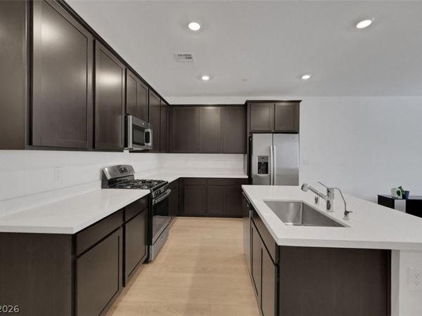 1526 Eva Crossing Place , Henderson, NV 89002