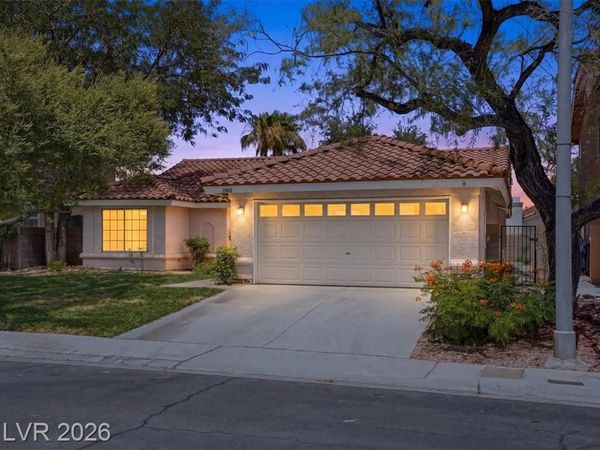 2802 Barrel Cactus Drive, Henderson, NV 89074