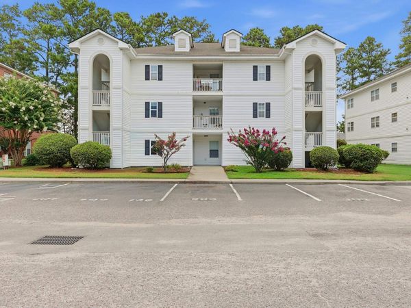 4255 Villas Dr., Unit 202, Little River, SC 29566