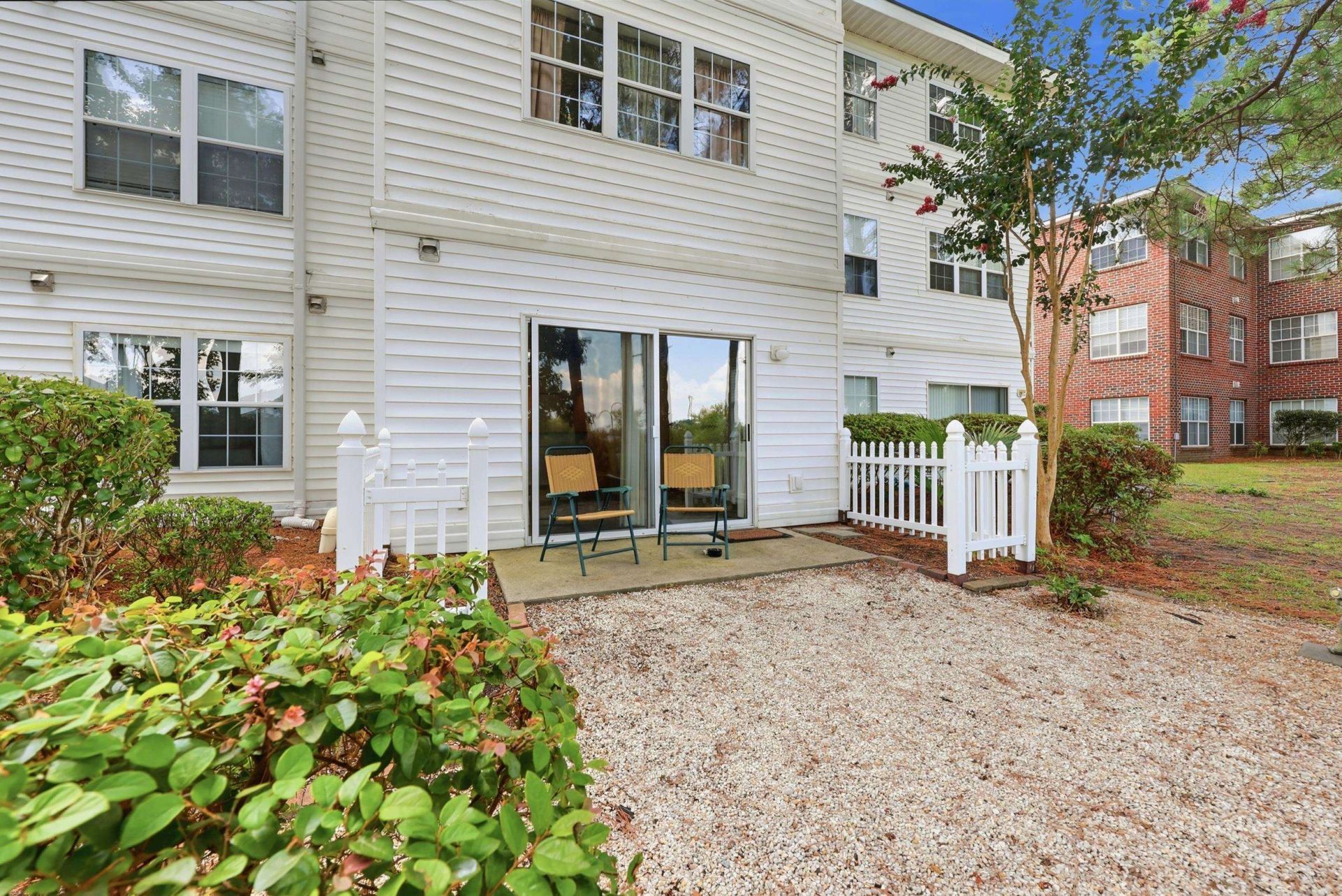 4255 Villas Dr. Photo 19