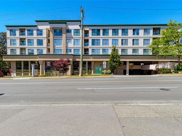 3460 Quadra St , Unit #409, Saanich, BC V8X 1G6