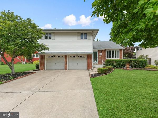 1019 EDGEMOOR ROAD , CHERRY HILL, NJ 08034
