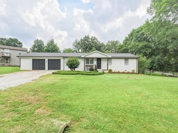 185 Crockett Cir, Florence, AL 35633