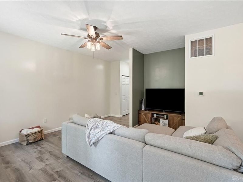 1177 Captains Bridge, Washington Township, OH 45458 Photo 12