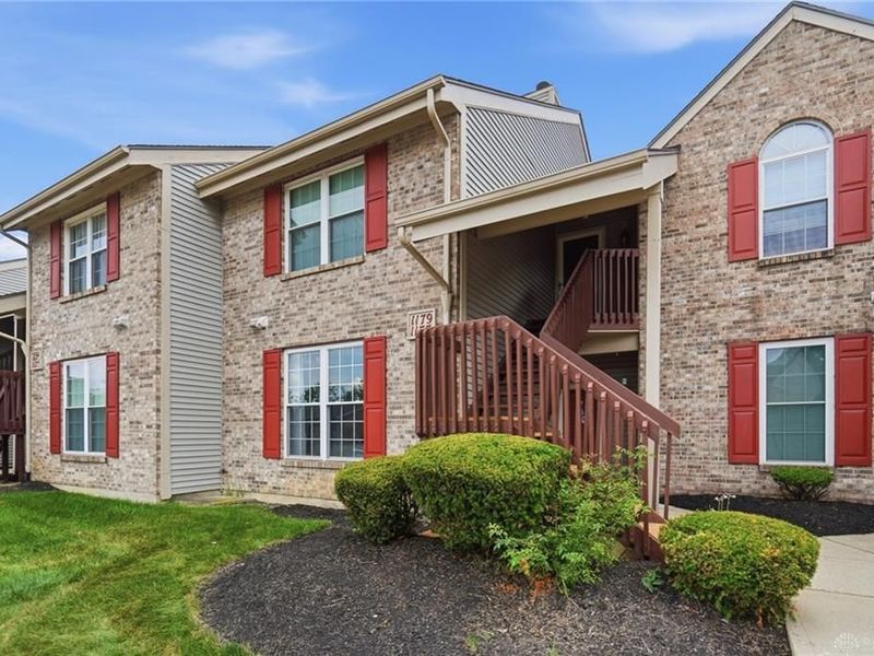1177 Captains Bridge, Washington Township, OH 45458 Photo 2