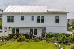 706 Bladen Street photo 4