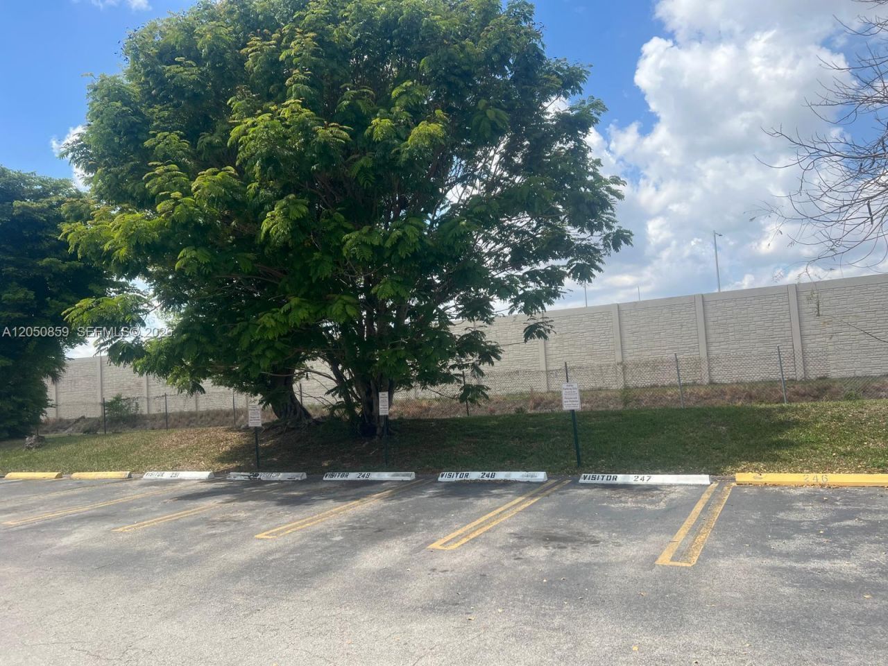 590 NW 114th Ave, Unit 101, Sweetwater, FL 33172 Photo
