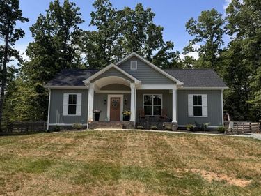 336 Blackwell Rd, Scottsville, VA 24590