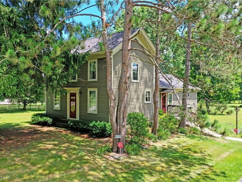 935 Warner Road SE, Brookfield, OH 44403 Photo 2