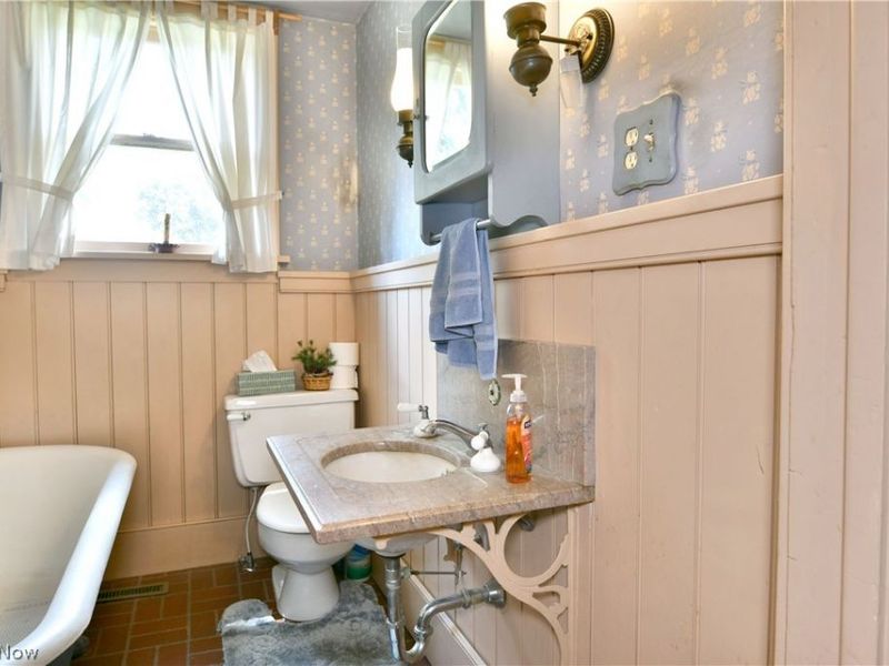935 Warner Road SE, Brookfield, OH 44403 Photo 29