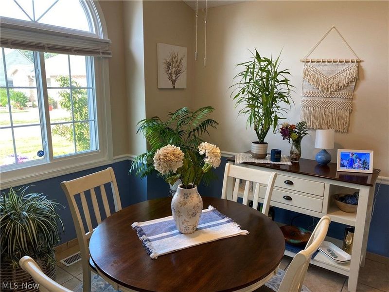 10455 Scottsdale Drive, Unit 10455, Strongsville, OH 44136 Photo 5