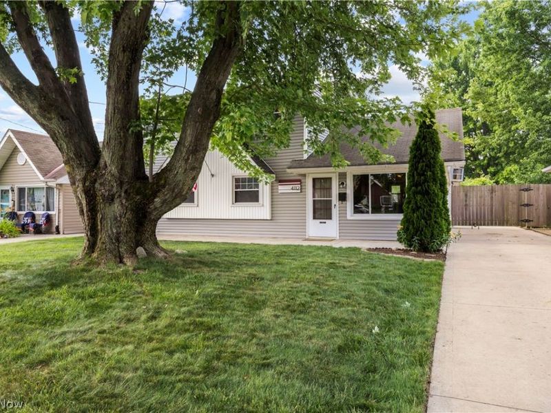 4112 Brockley Avenue, Sheffield Lake, OH 44054 Photo 2