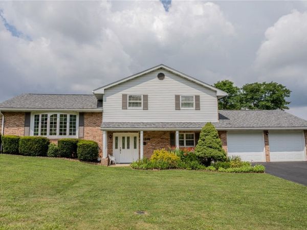 1506 Chestnut St, Connellsville, PA 15425