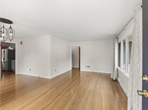 Main Photo