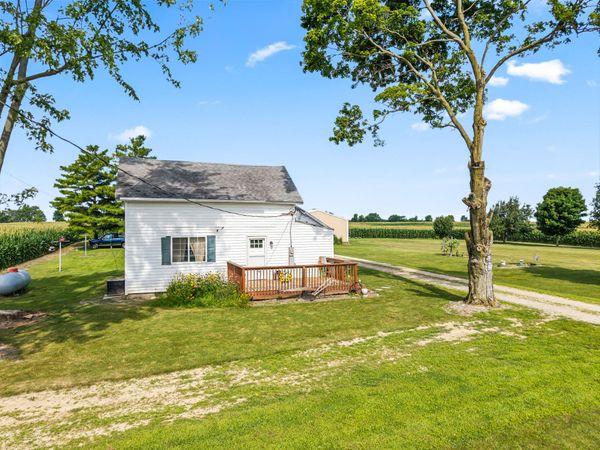 8374 Hillgrove Southern Road, Union City, OH 45390