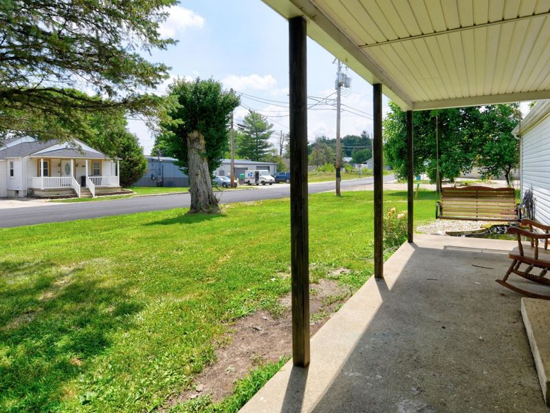 94 Market Street, Carroll, OH 43112 Photo 4