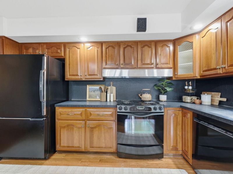 4350 Crown Point Drive, Columbus, OH 43220 Photo 22