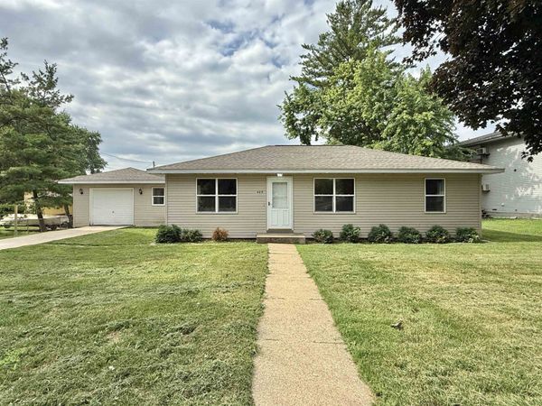 405 E Madison Street, Cambridge, WI 53523