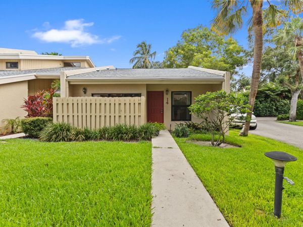 1400 NW 9th Avenue, Unit B-14, Boca Raton, FL 33486