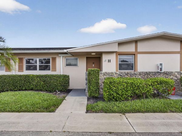 2703 Dudley Drive W, Unit H, West Palm Beach, FL 33415