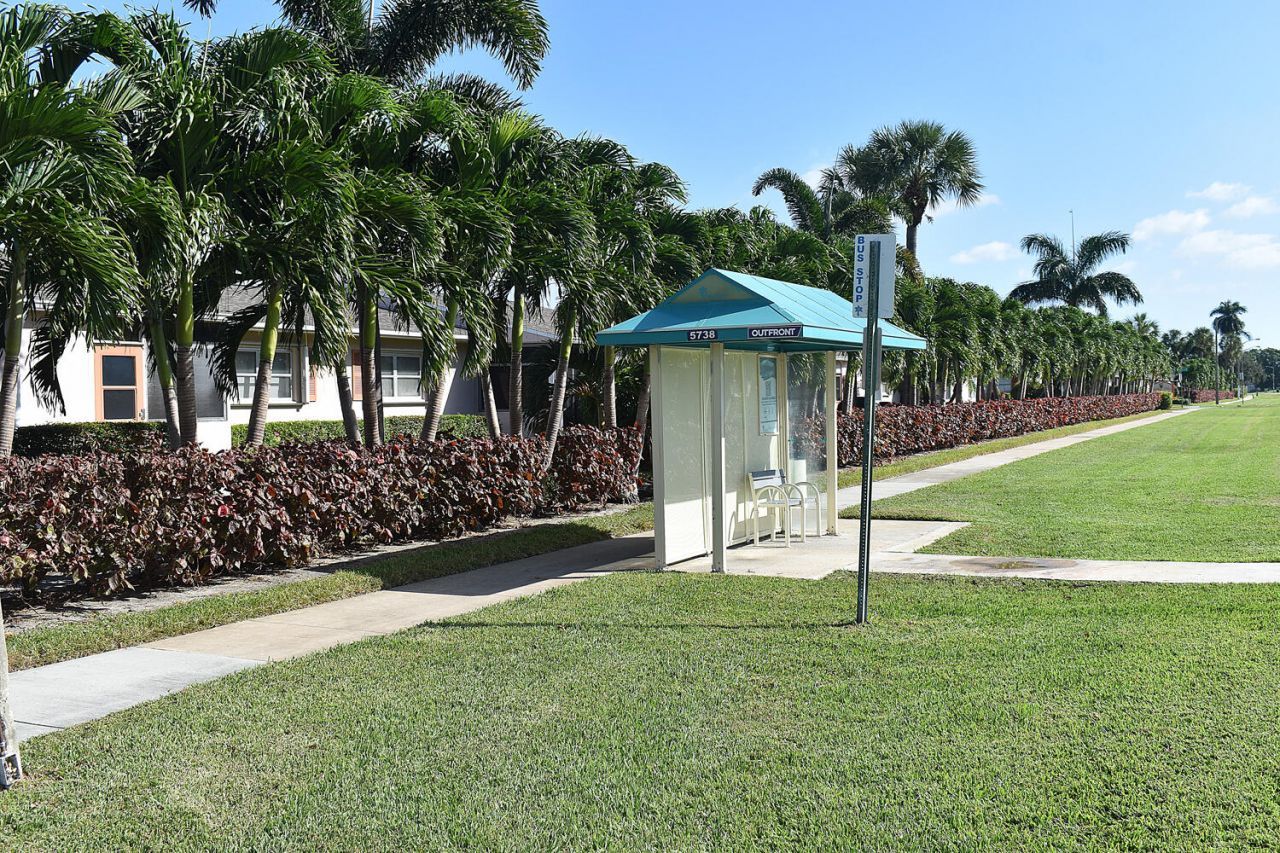 2703 Dudley Drive W, Unit H, West Palm Beach, FL 33415 Photo