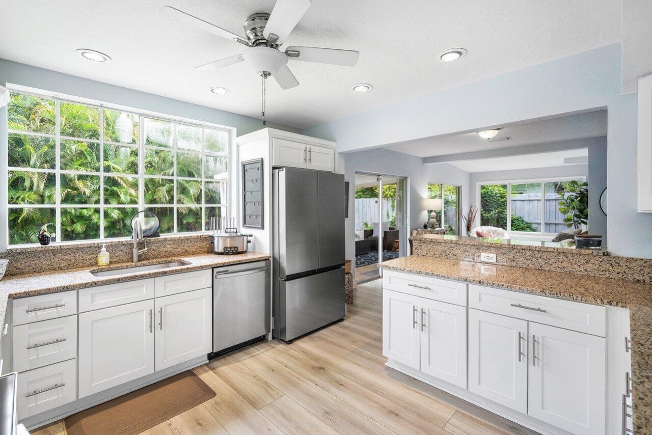 233 Lake Terrace, Delray Beach, FL 33444 Photo
