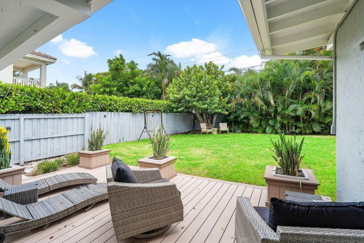 233 Lake Terrace, Delray Beach, FL 33444 Photo