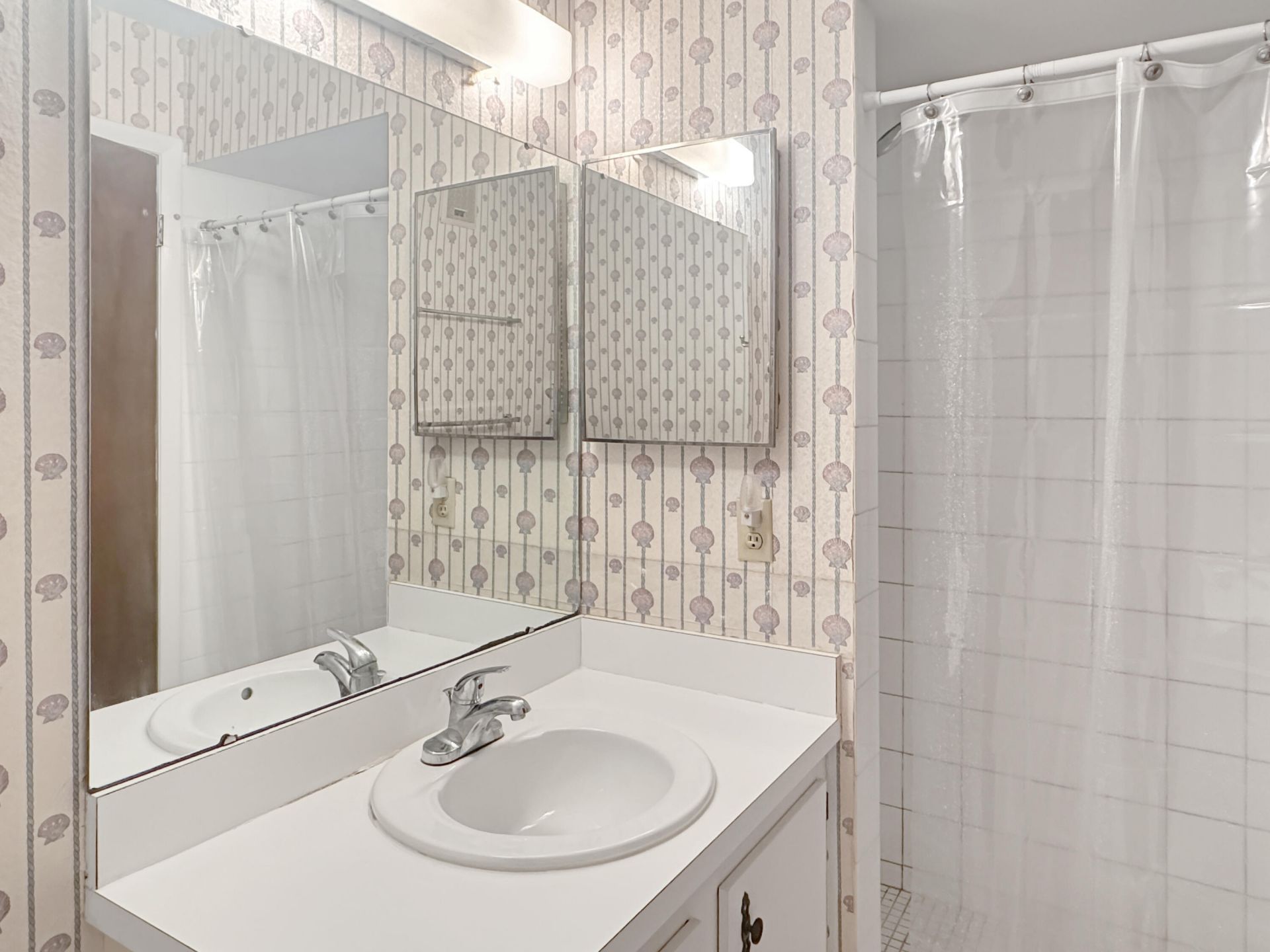 5717 Deer Run Drive, Unit 4a, Fort Pierce, FL 34951 Photo