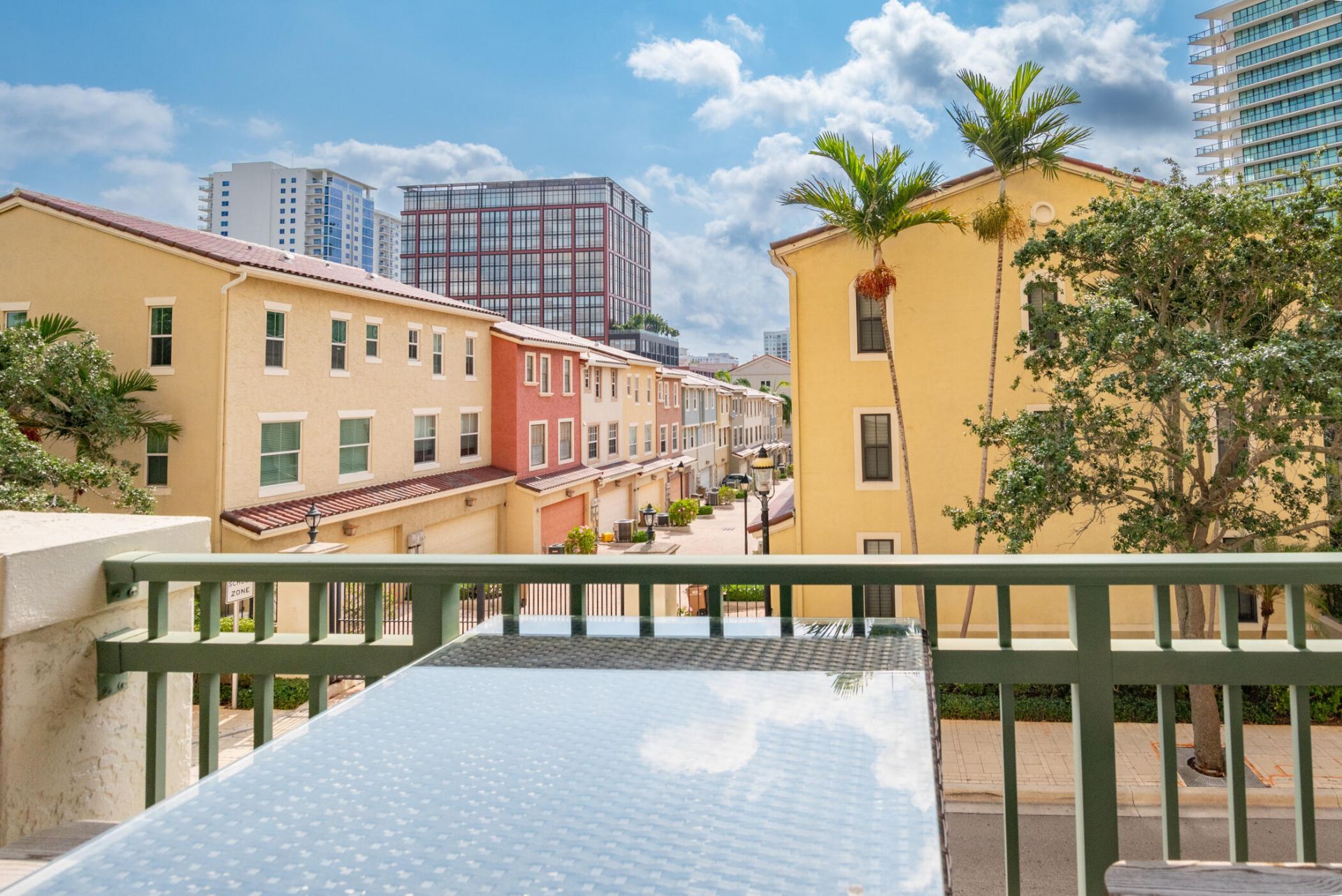 403 S Sapodilla Avenue, Unit 207, West Palm Beach, FL 33401 Photo