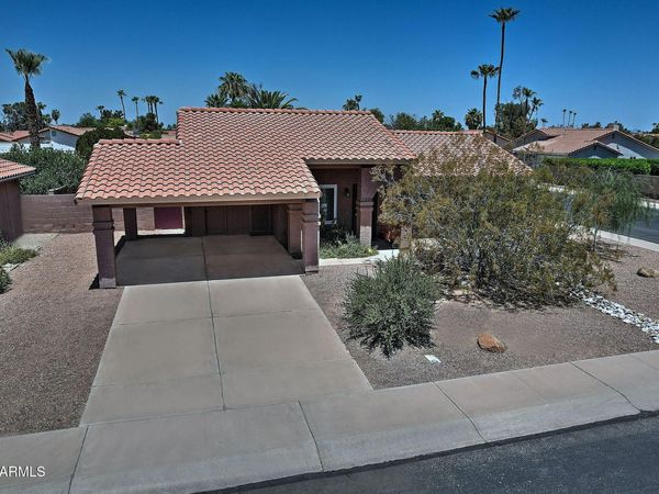 2204 W MANOR Street, Chandler, AZ 85224