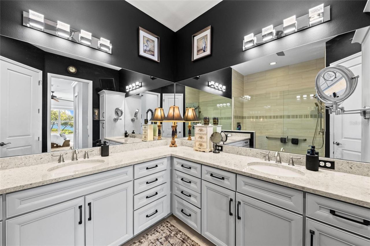 268 Saint Lucia Drive, Unit 101, Bradenton, FL 34209 Photo