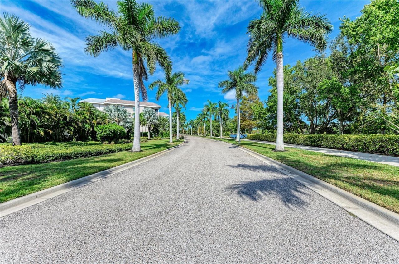 268 Saint Lucia Drive, Unit 101, Bradenton, FL 34209 Photo