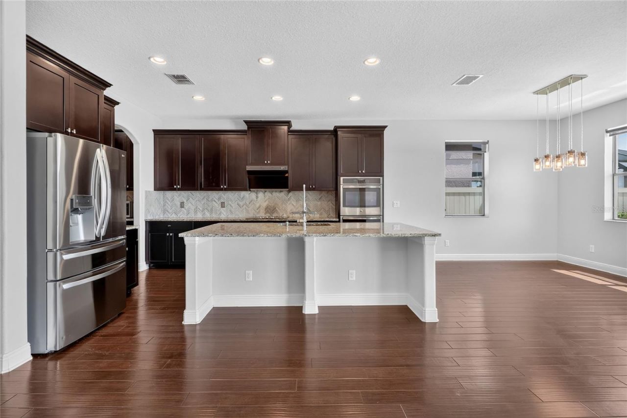 1806 Nature View Drive , Lutz, FL 33558 Photo