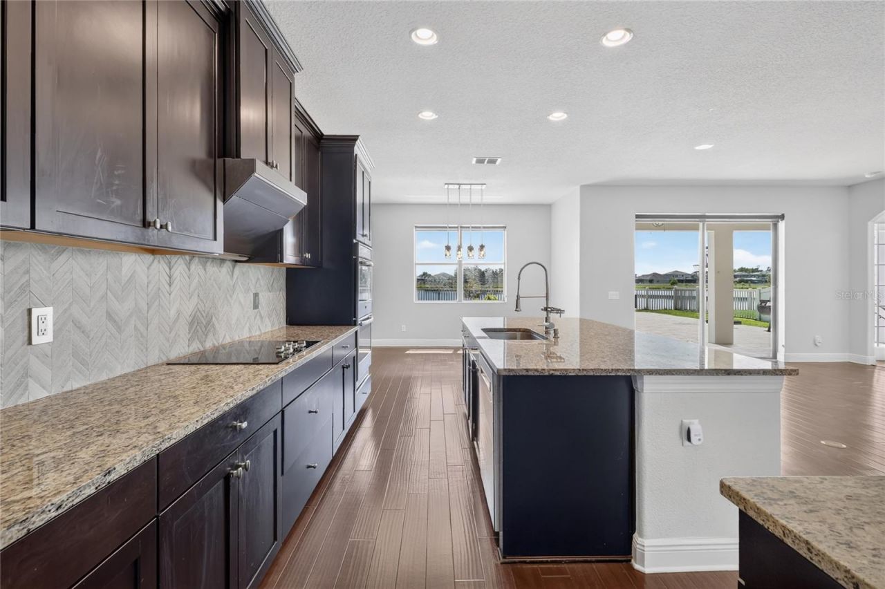 1806 Nature View Drive , Lutz, FL 33558 Photo