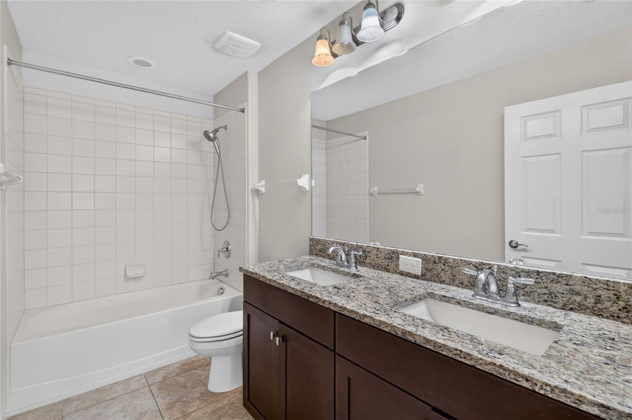1806 Nature View Drive , Lutz, FL 33558 Photo