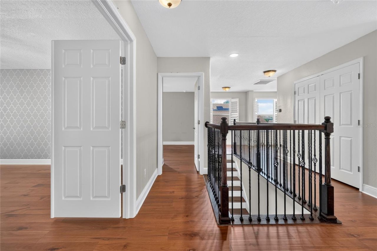 1806 Nature View Drive , Lutz, FL 33558 Photo