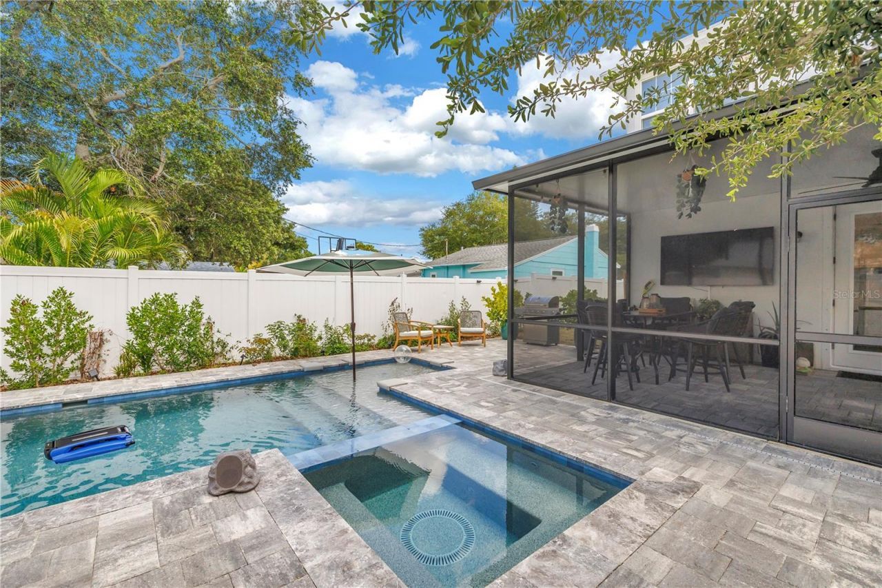 777 52nd Avenue N, Saint Petersburg, FL 33703 Photo