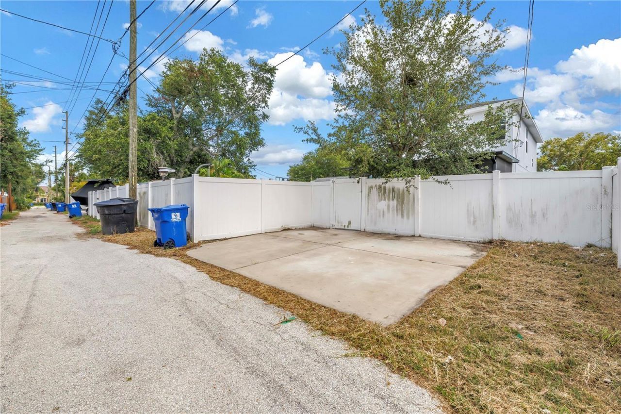 777 52nd Avenue N, Saint Petersburg, FL 33703 Photo