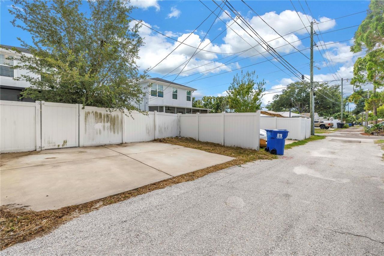 777 52nd Avenue N, Saint Petersburg, FL 33703 Photo
