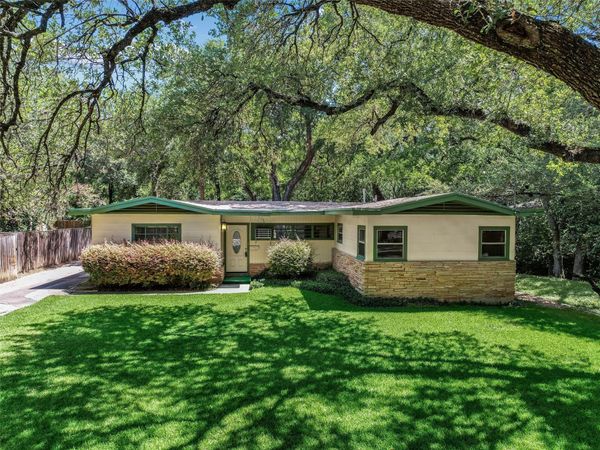 2004 Griswold LN, Austin, TX 78703