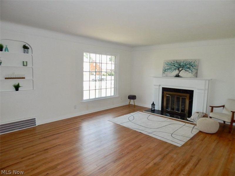 6361 S Canterbury Road, Parma, OH 44129 Photo 3