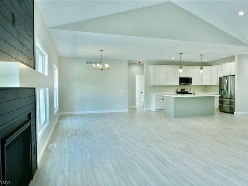4780 State Route 5, Cortland, OH 44410 Photo 10