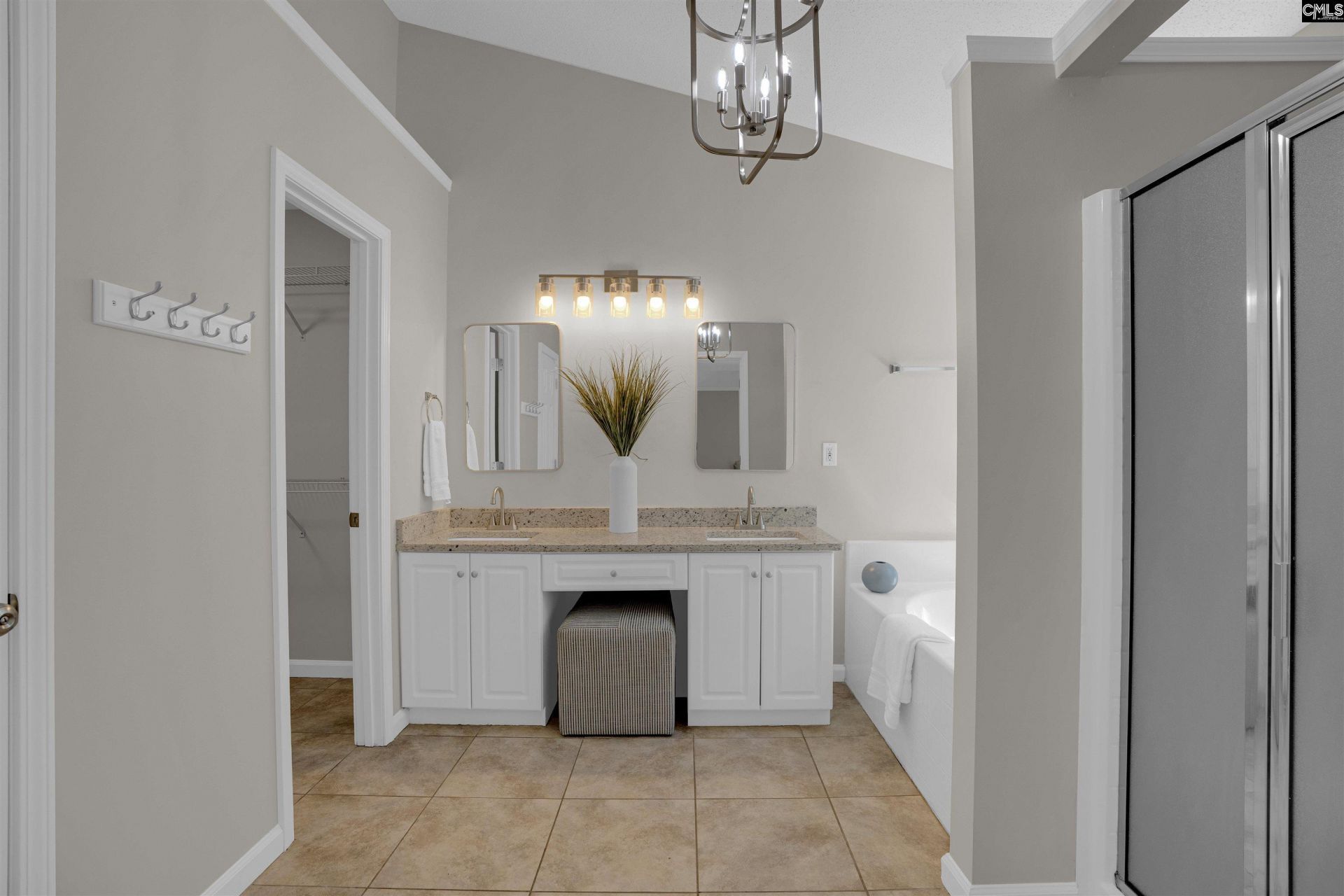 204 Austree Drive  Photo 31