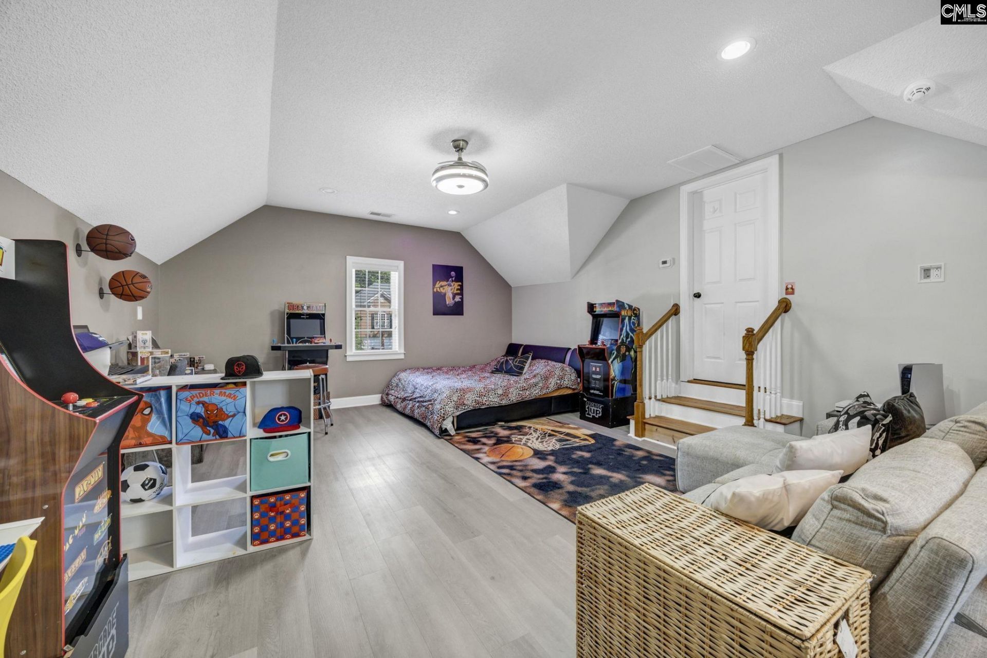 17 Staunton Court  Photo 36