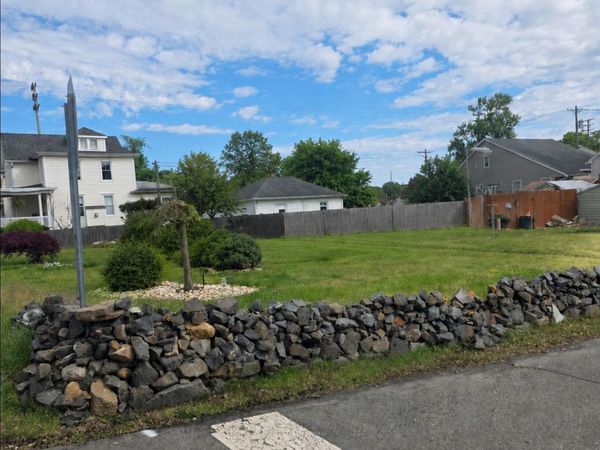 51 Green Grove Avenue, Keyport, NJ 07735