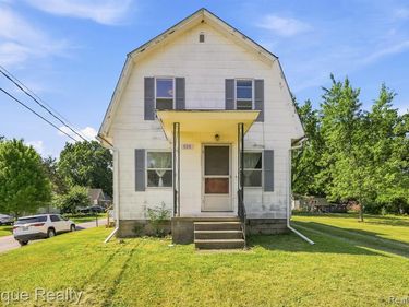 920 Farr Avenue, Owosso, MI 48867